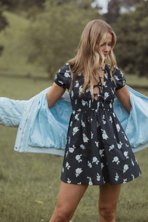 Winny Mini Dress – Navy Floral