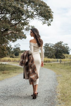 Cammie Long Sleeve Midi Dress – Beige