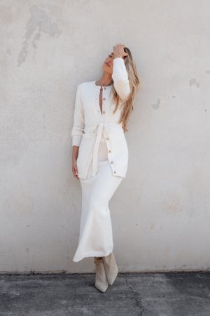 Rowee Boucle Knit Midi Skirt – White