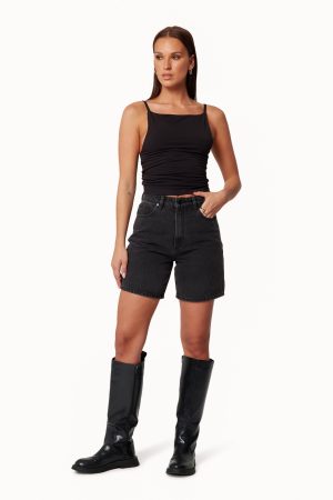 Abrand Carrie Shorts – Heidi