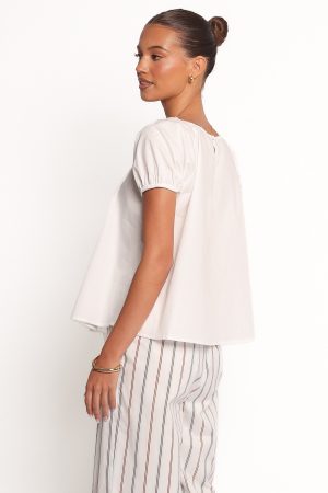 Abbott Pleated Top – White