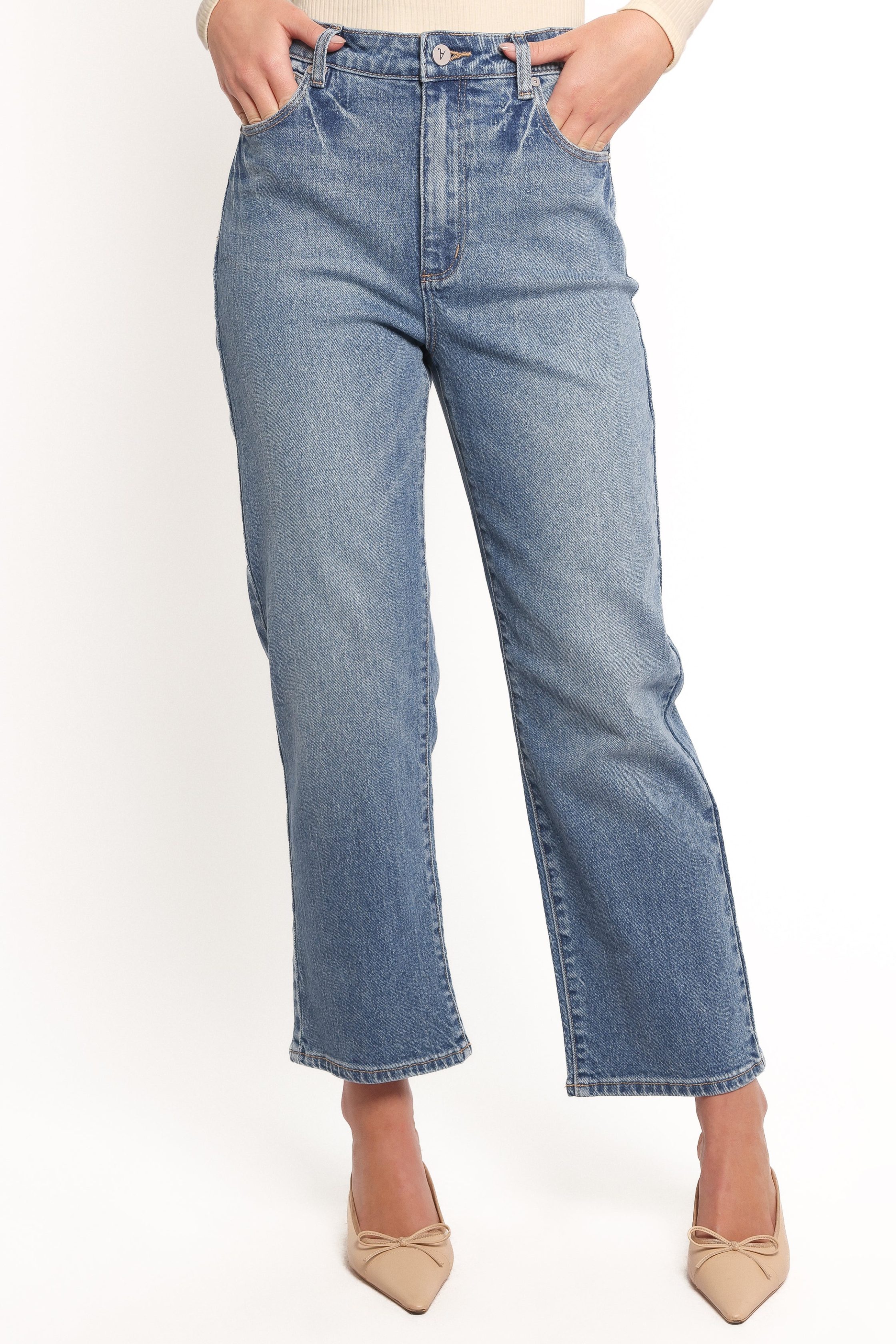 AbrandVeniceStraightJeans-Amara4-6