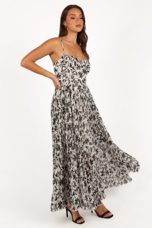 Achanti Pleated Maxi Dress – White Black Floral