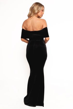 Adair Off Shoulder Maxi Dress – Black