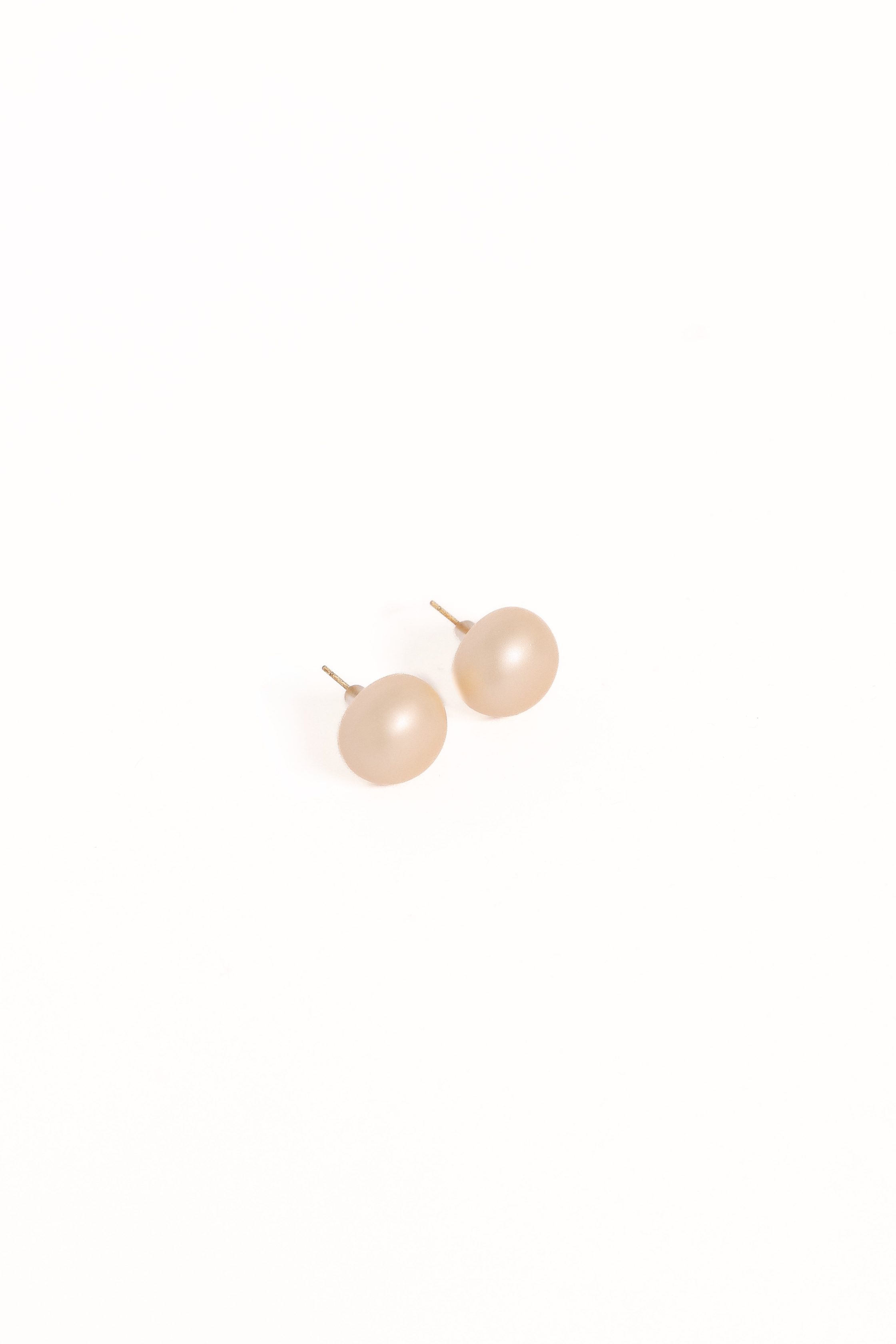 AdaleeStudEarrings-Pearl-11242-Edit-1