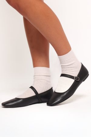 Airies Socks – White