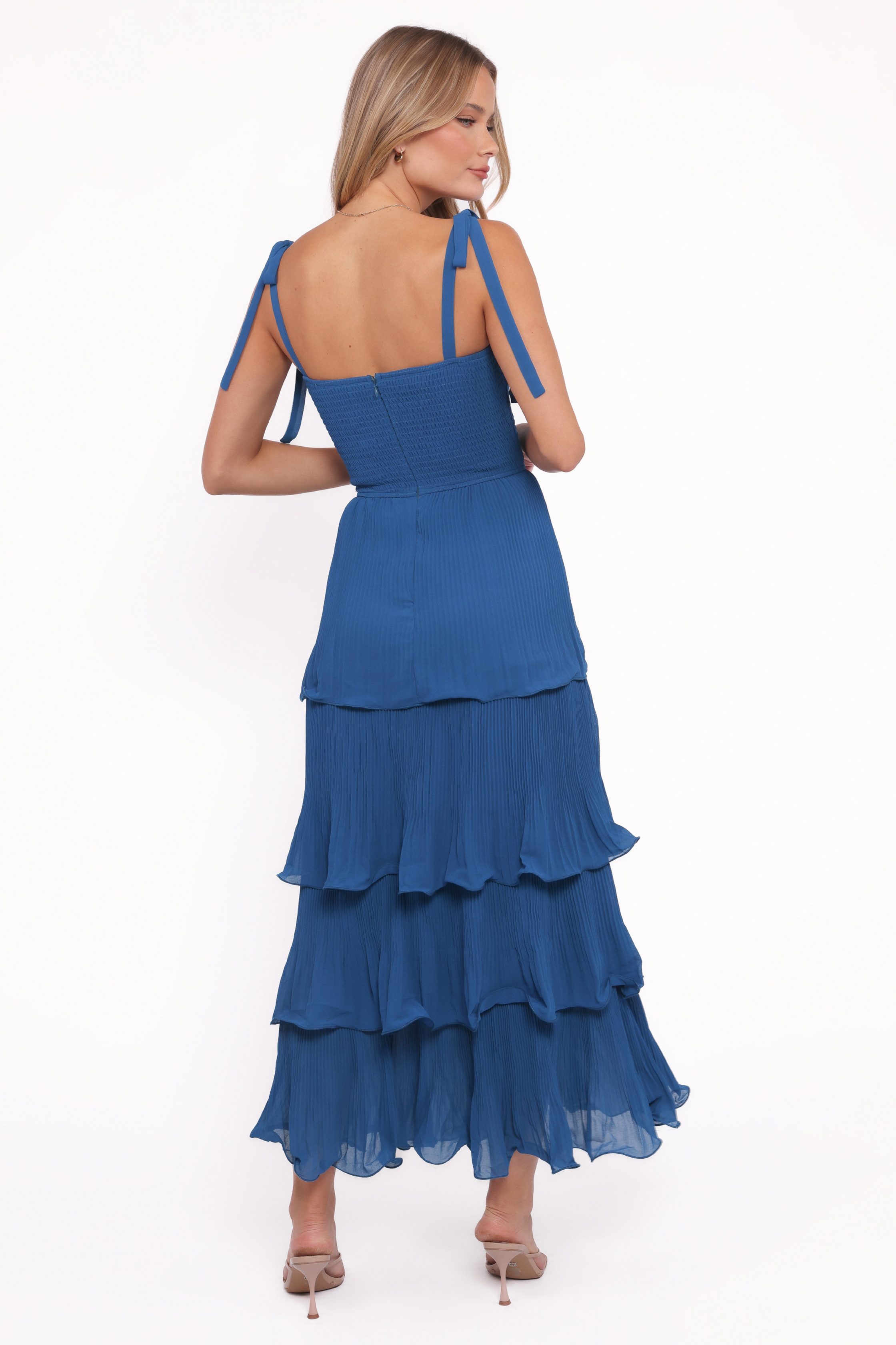 AliraMaxiDress-Navy53_0af5153d-5238-44ca-8398-97327ad317b0-8