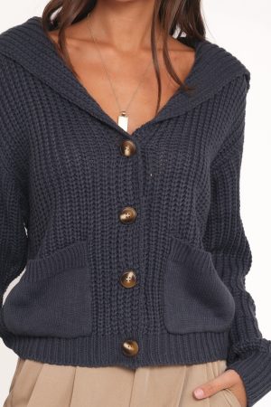 Amelia Oversize Collar Button Cardigan – Navy