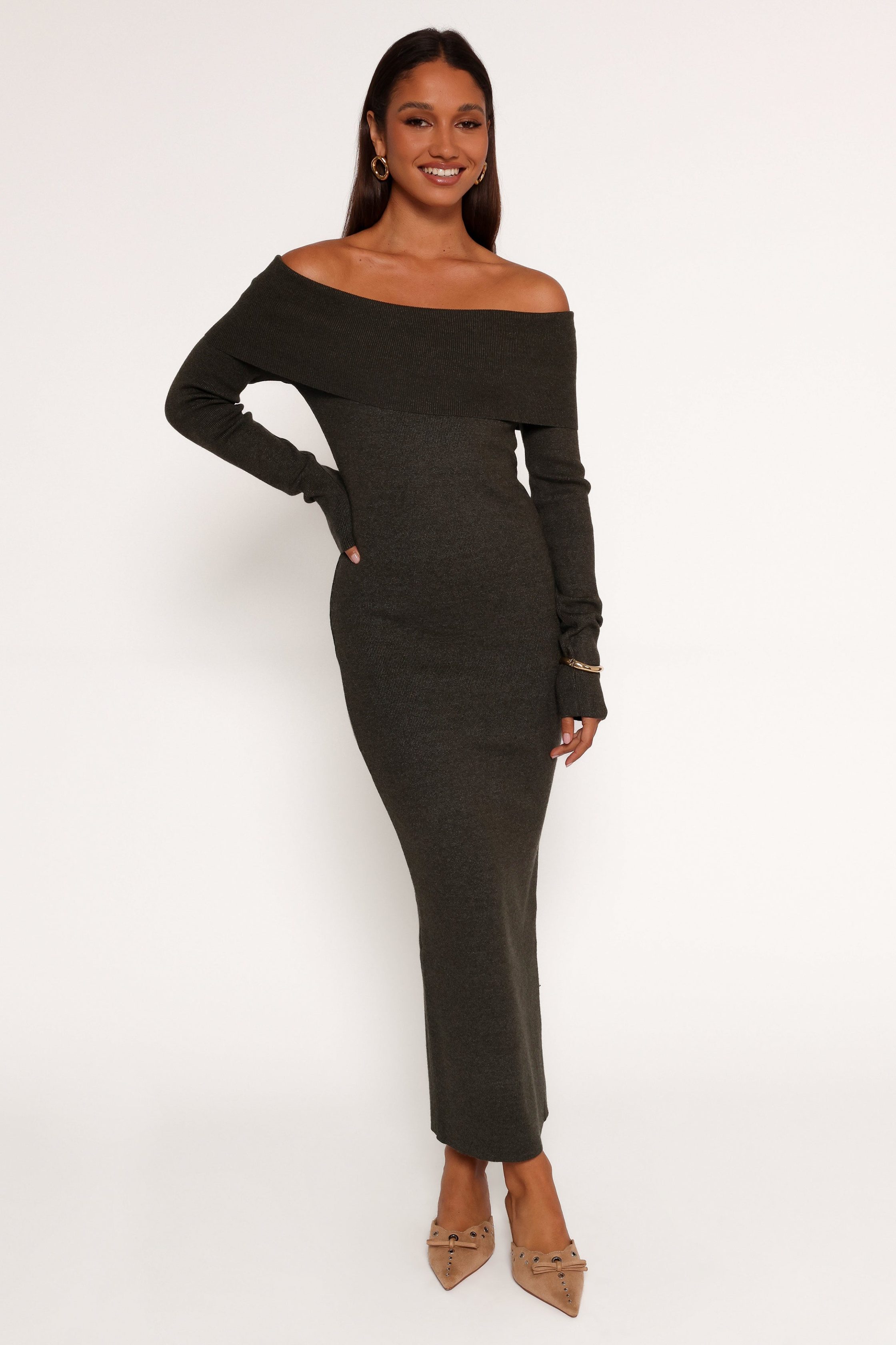 ArchieOffTheShoulderMidiDress-Olive1-7