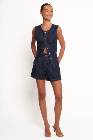 Nylah Pleated Denim Short – Mid Denim