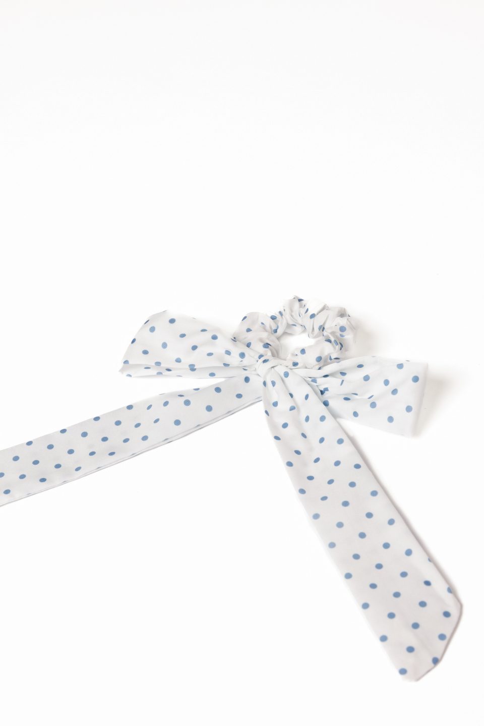 Cass Bow Scrunchie - White