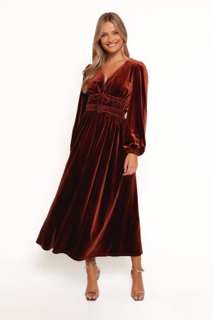 Cece Velvet Long Sleeve Maxi Dress – Rust