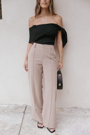 Charama Off Shoulder Knit Top – Black