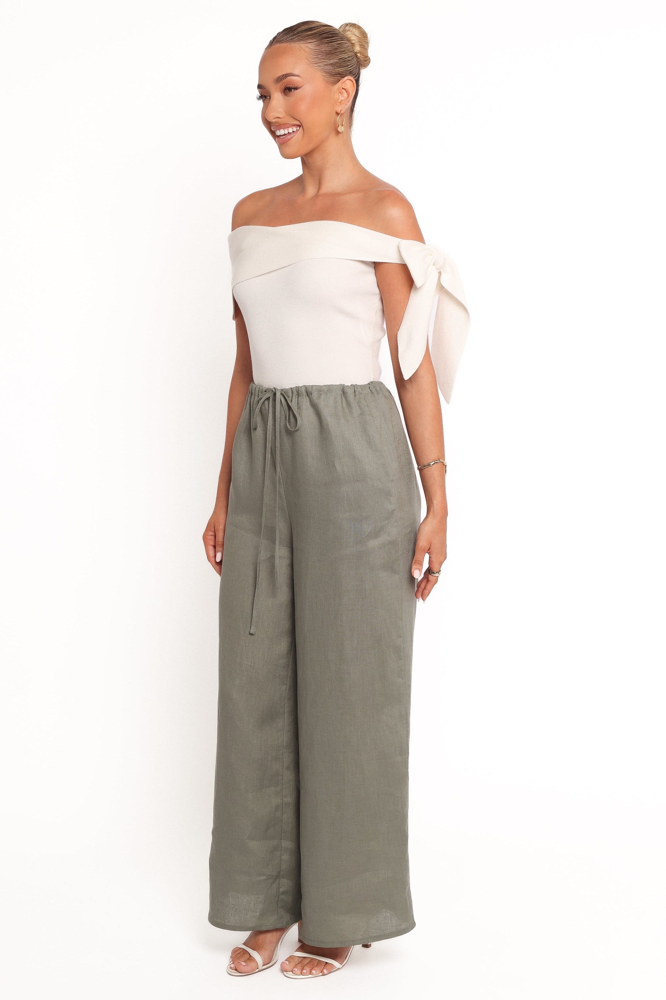 CharamaOffShoulderKnitTop-White_ClairoLinenPant-Olive3_303a7bc2-beea-4140-9c23-535f5c5b1888-4
