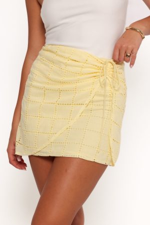 Clare Mini Skirt – Butter Yellow