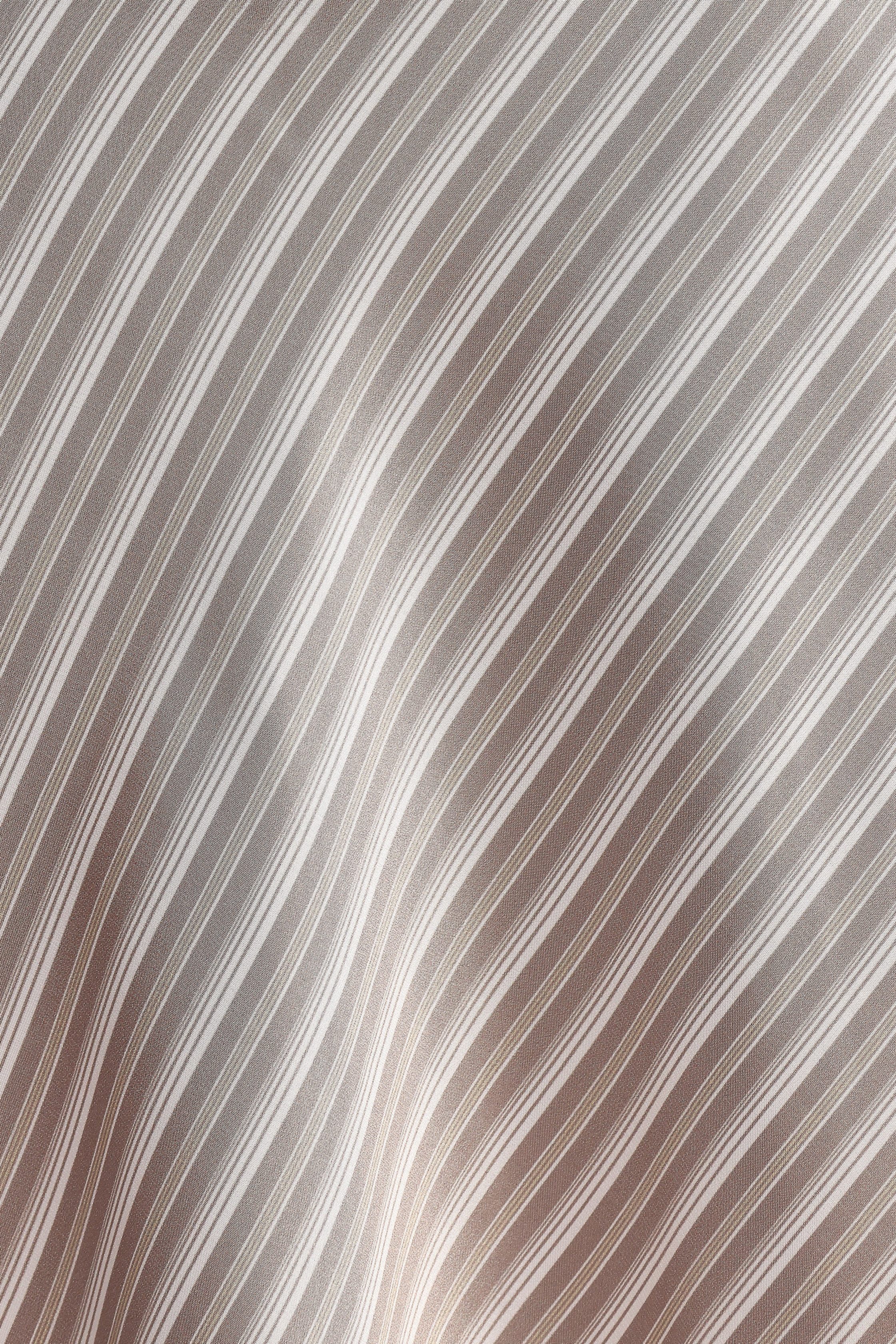 CorrinaMidiSkirt-Stripe1_289c0799-a22e-4b76-8147-ffb7e7bd4871-6