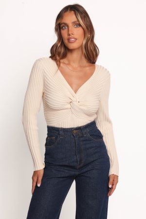 Demi Twist Detail Knit Top – Cream