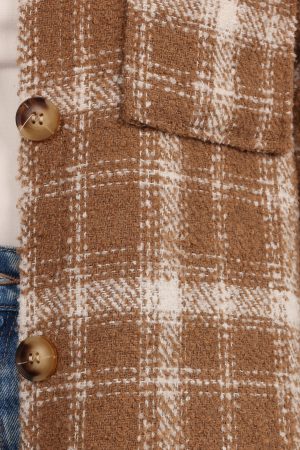 Dion Shacket – Tan/White