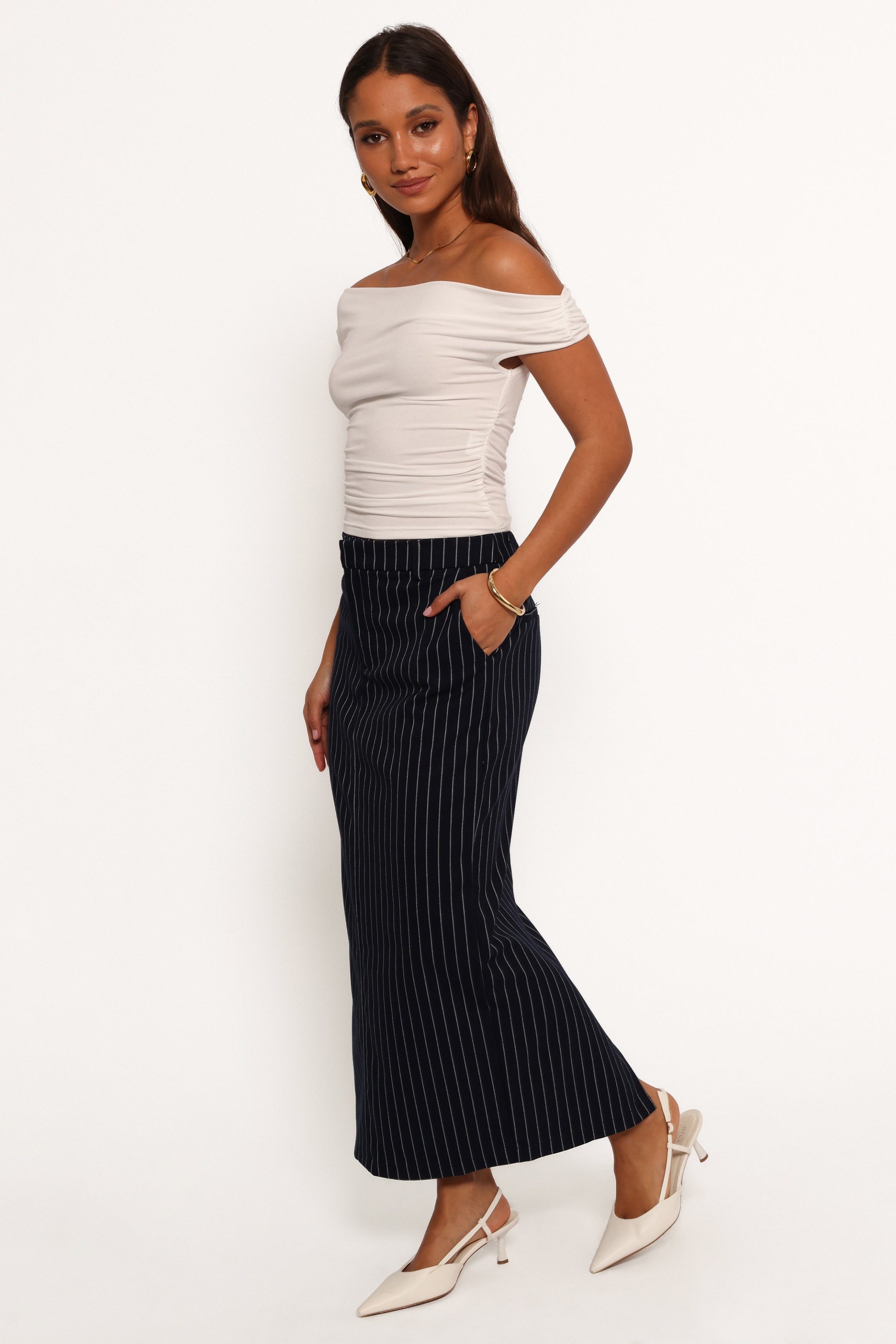 ElloryMidiSkirt-NavyPinstripe2-10