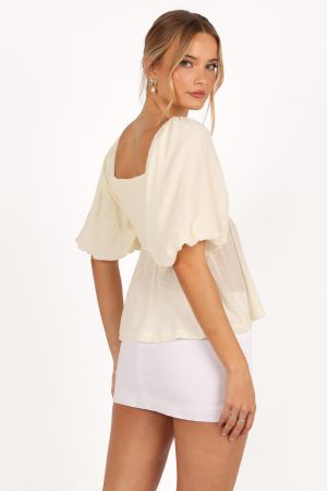 Emerson Rosette Top – Ivory