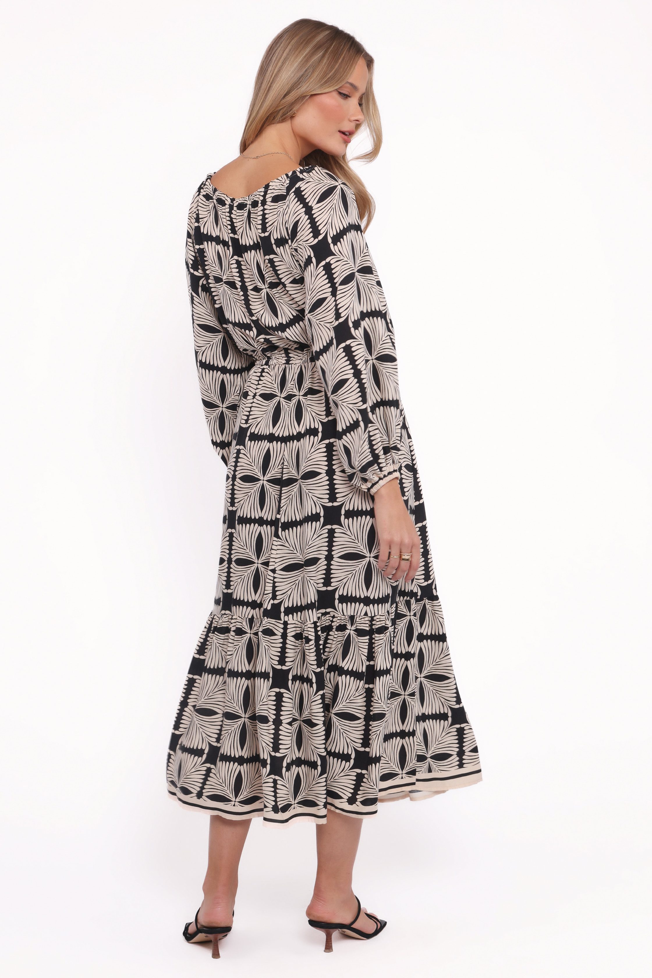 FarisOffShoulderMidiDress-BlackGeo48-10