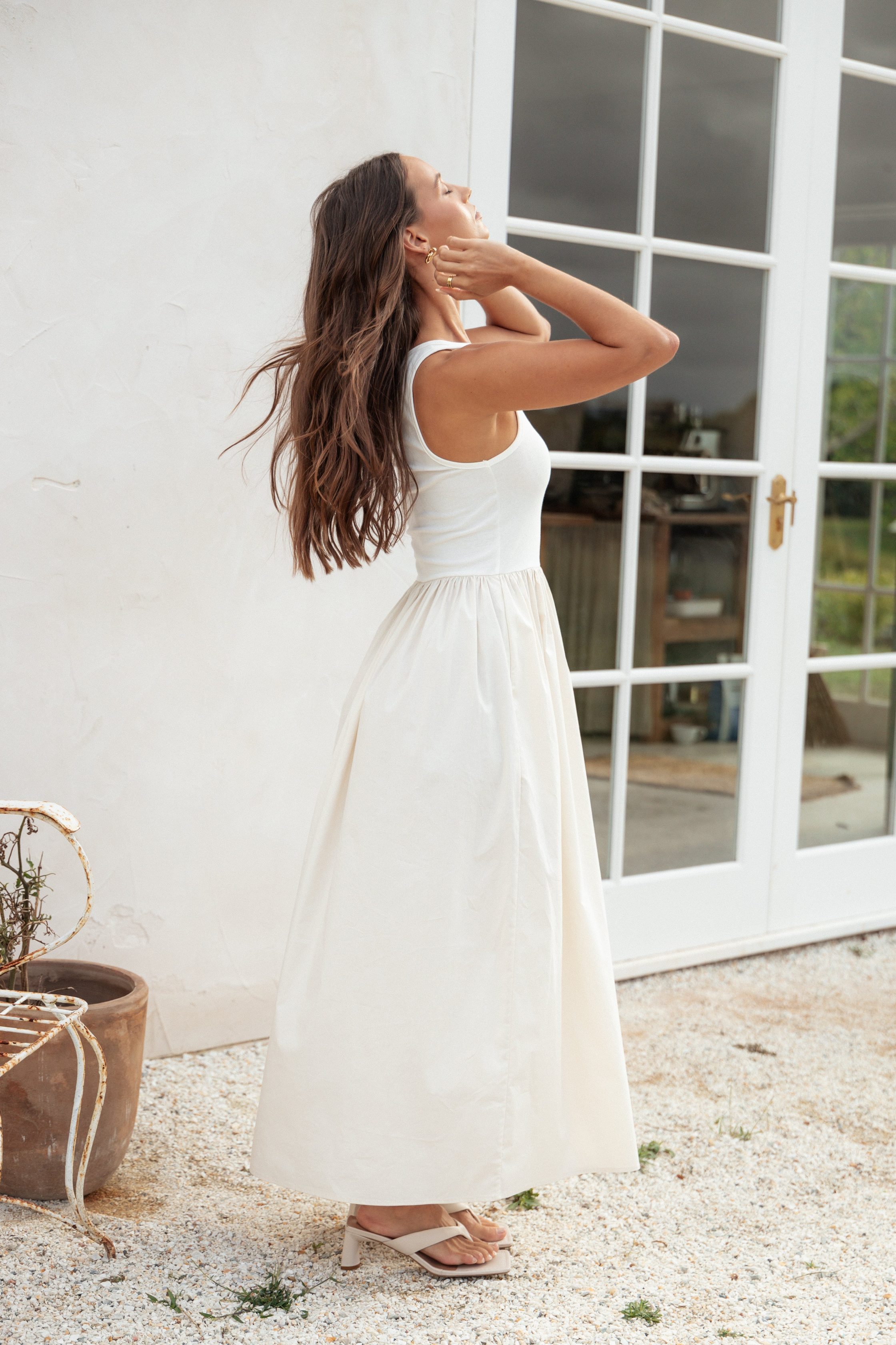 FrankiMidiDress-WhiteCream5_ca5fb86c-b946-4883-b29c-a352f3c17030-12