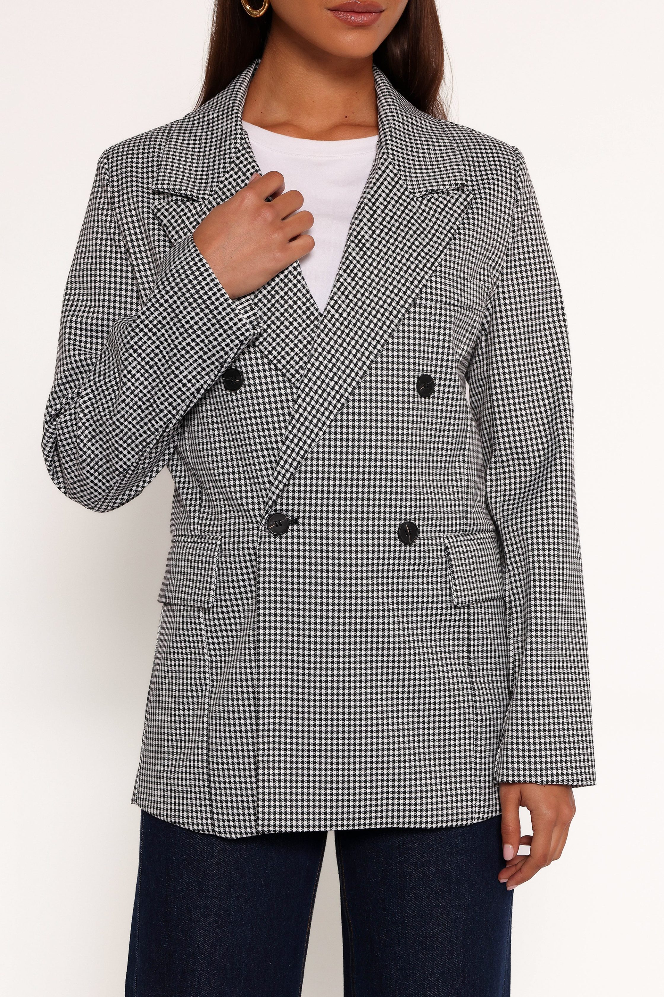JulietteBlazer-BlackWhite9-5