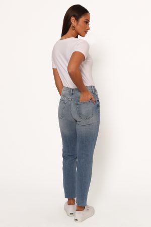 Just Black Distressed Slim Leg Jean – Light Denim