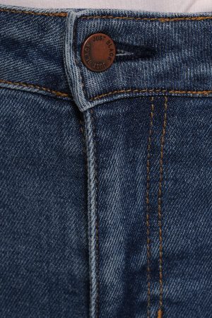 Just Black Uncut Straight Leg Jean – Dark Denim