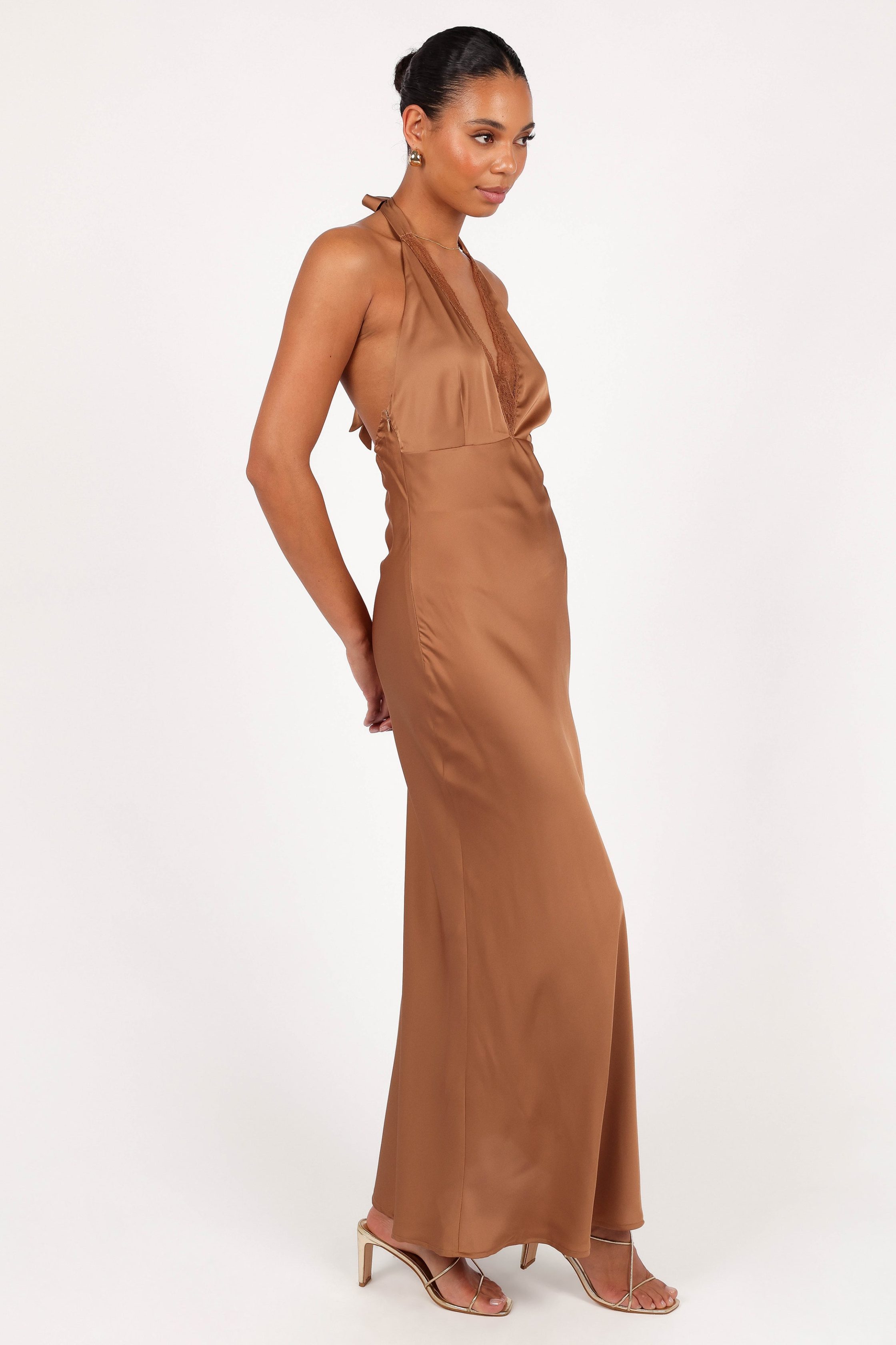 KalinaHalterneckMaxiDress-Bronze5_4995db95-256a-4c81-b84b-6a1e7aa0918a-22