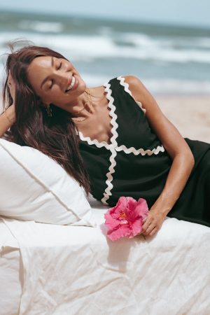 Lark Mini Dress – Black