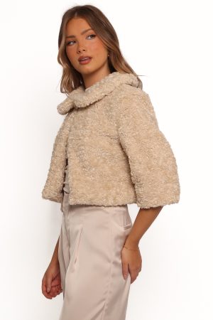 Lucie Faux Fur Crop Jacket – Cream