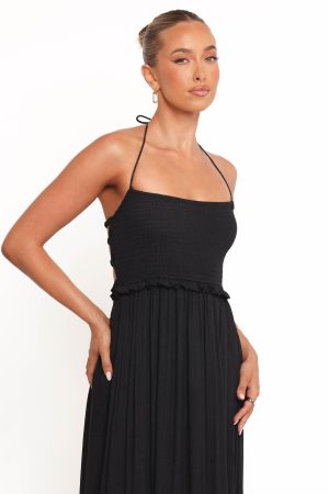 Lysandra Maxi Dress – Black