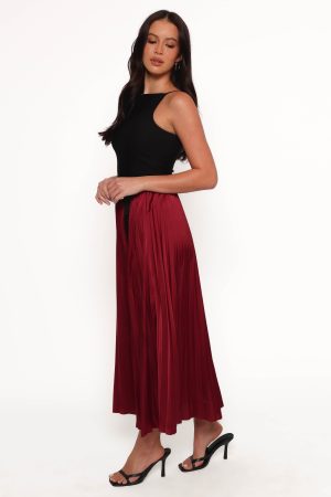 Lysandra Maxi Skirt – Burgundy