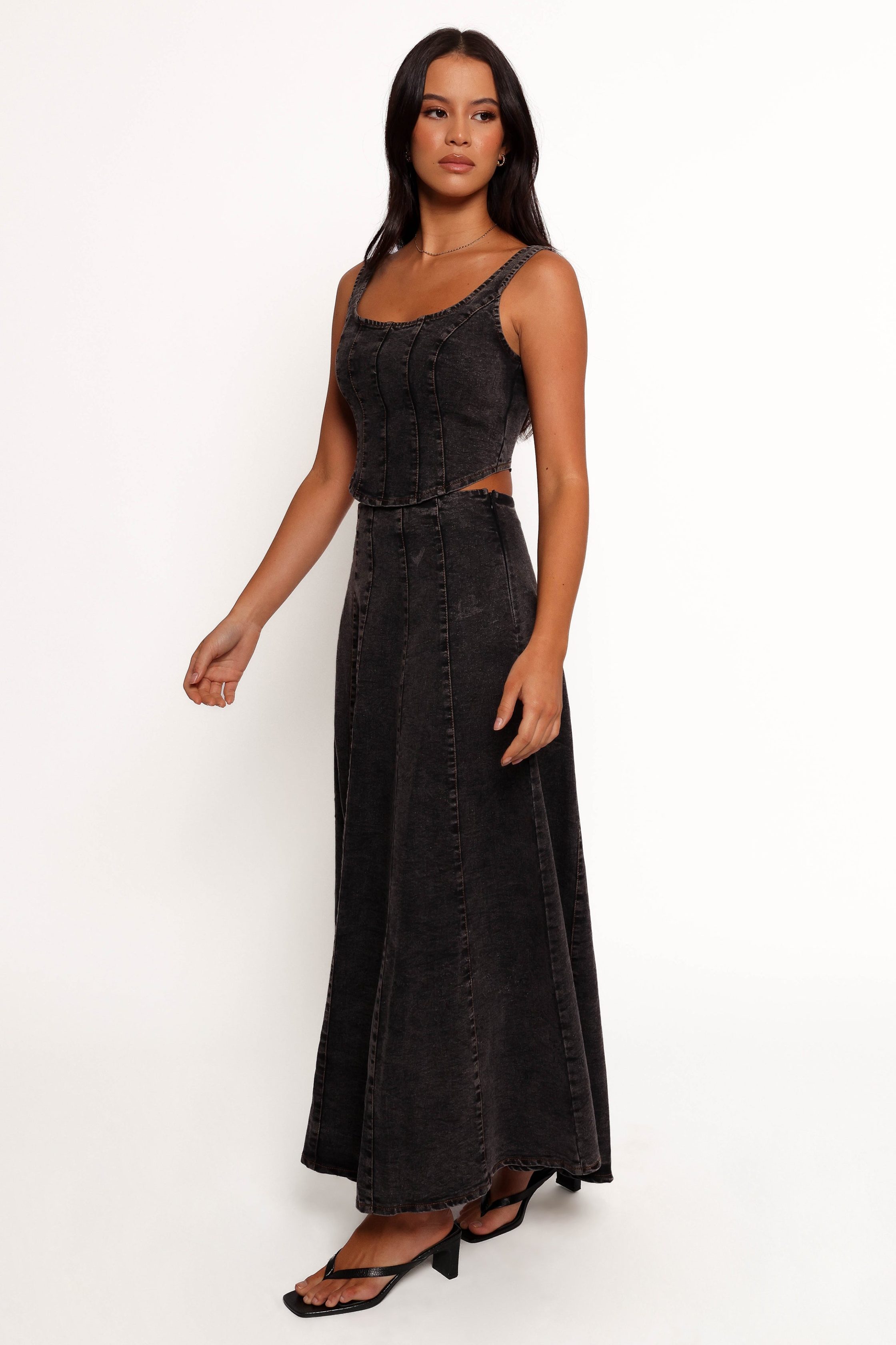 MaraMidiSkirt-Black2-10