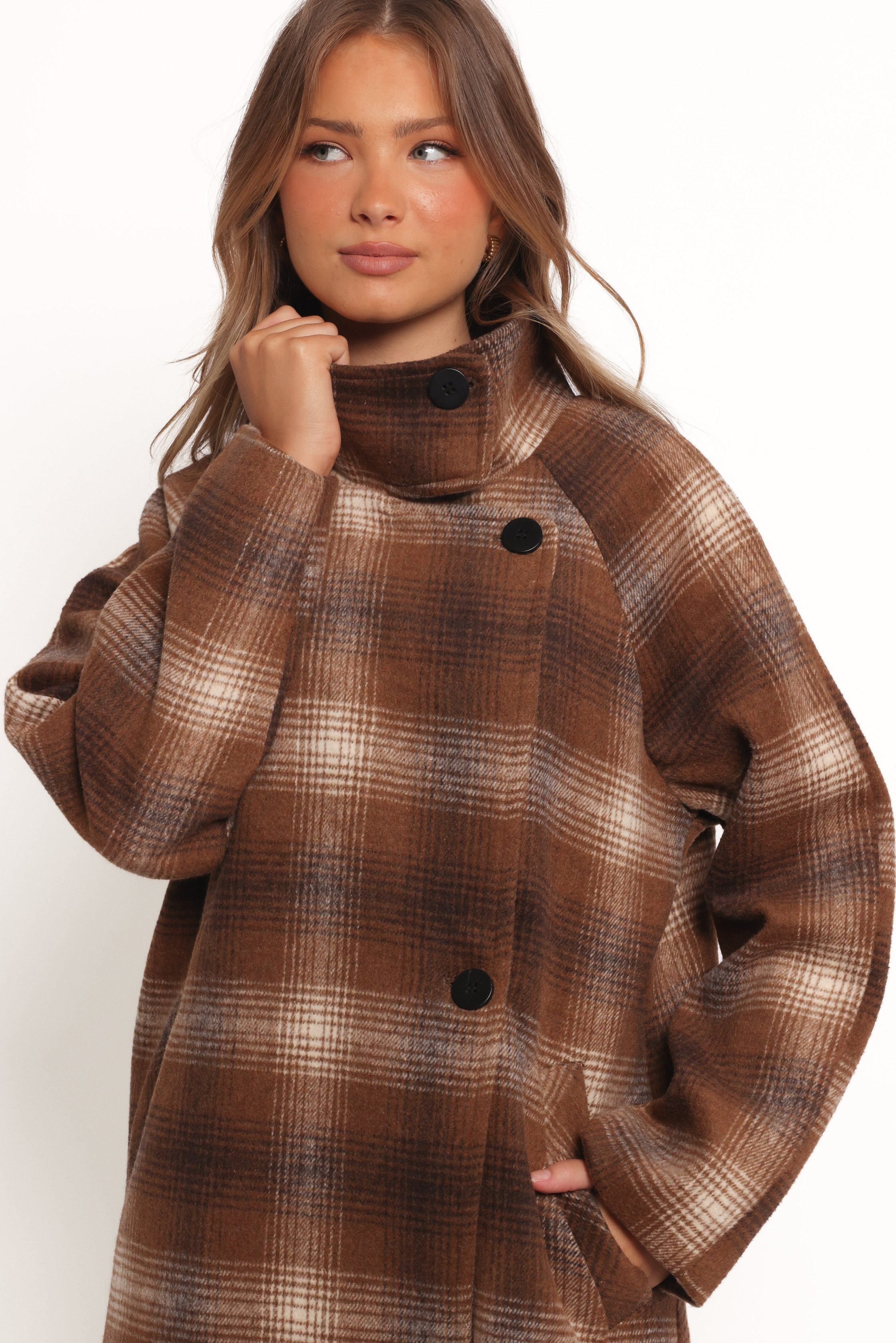 MayaLongCoat-BrownCheck10-4
