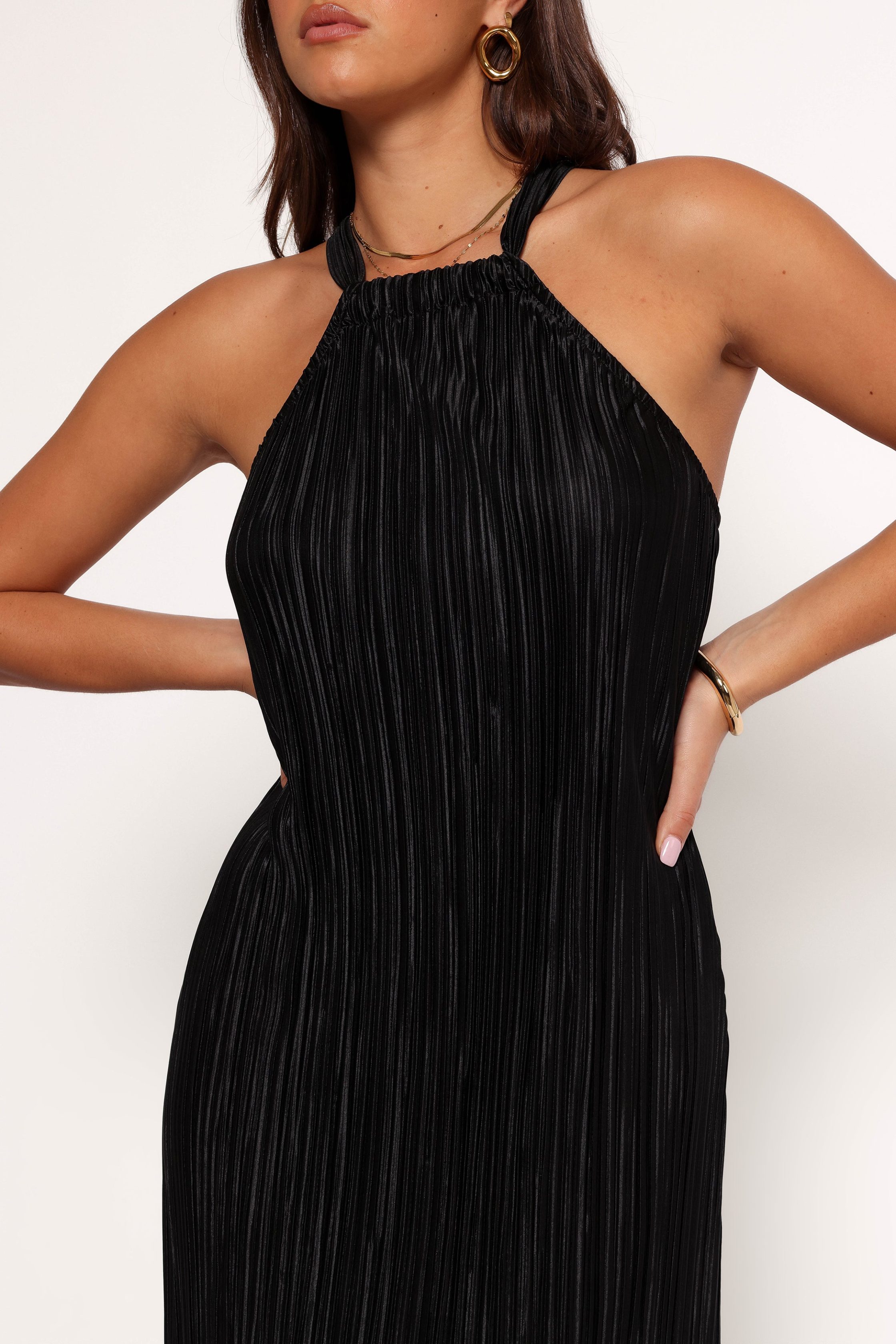 MelodyPlisseHalterMaxiDress-Black6-113