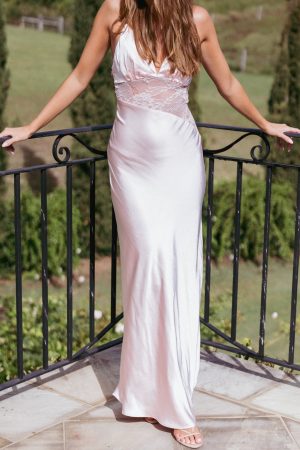 Milla Maxi Lace Dress – Pale Pink