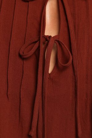 Nika Pleated Top – Chocolate Brown