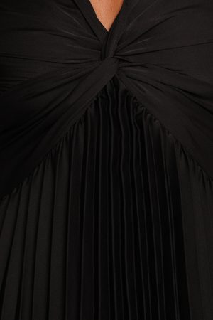 Nova Flutter Sleeve Dress – Black