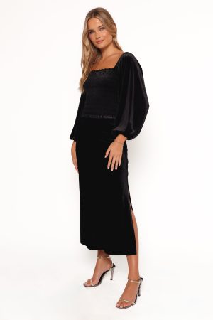 Raelynn Velvet Midi Skirt – Black
