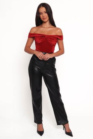 Rita Velvet Off Shoulder Top – Red