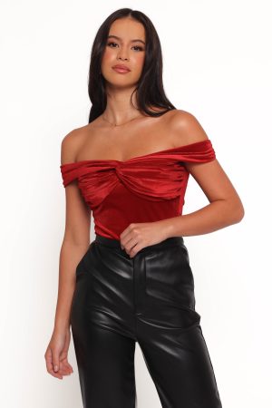 Rita Velvet Off Shoulder Top – Red