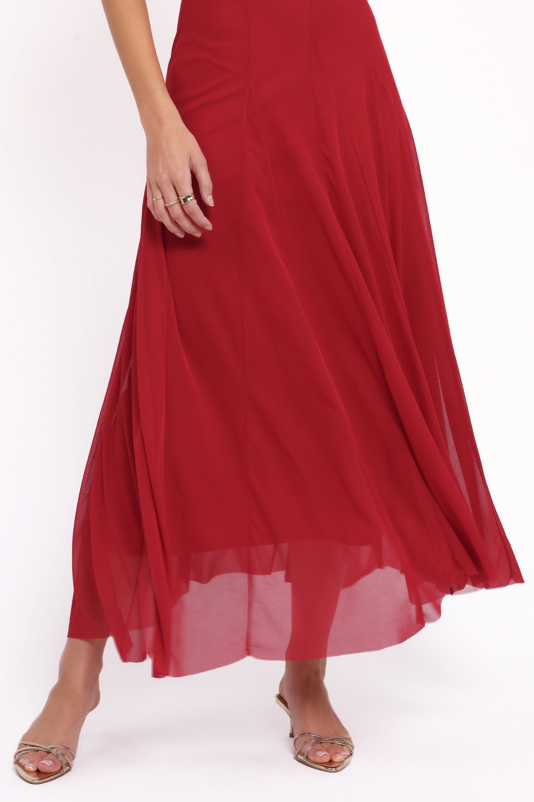 RobbieMaxiDress-Red013_ef6fbfd9-cb7e-4149-8b96-0abac13130b8-2