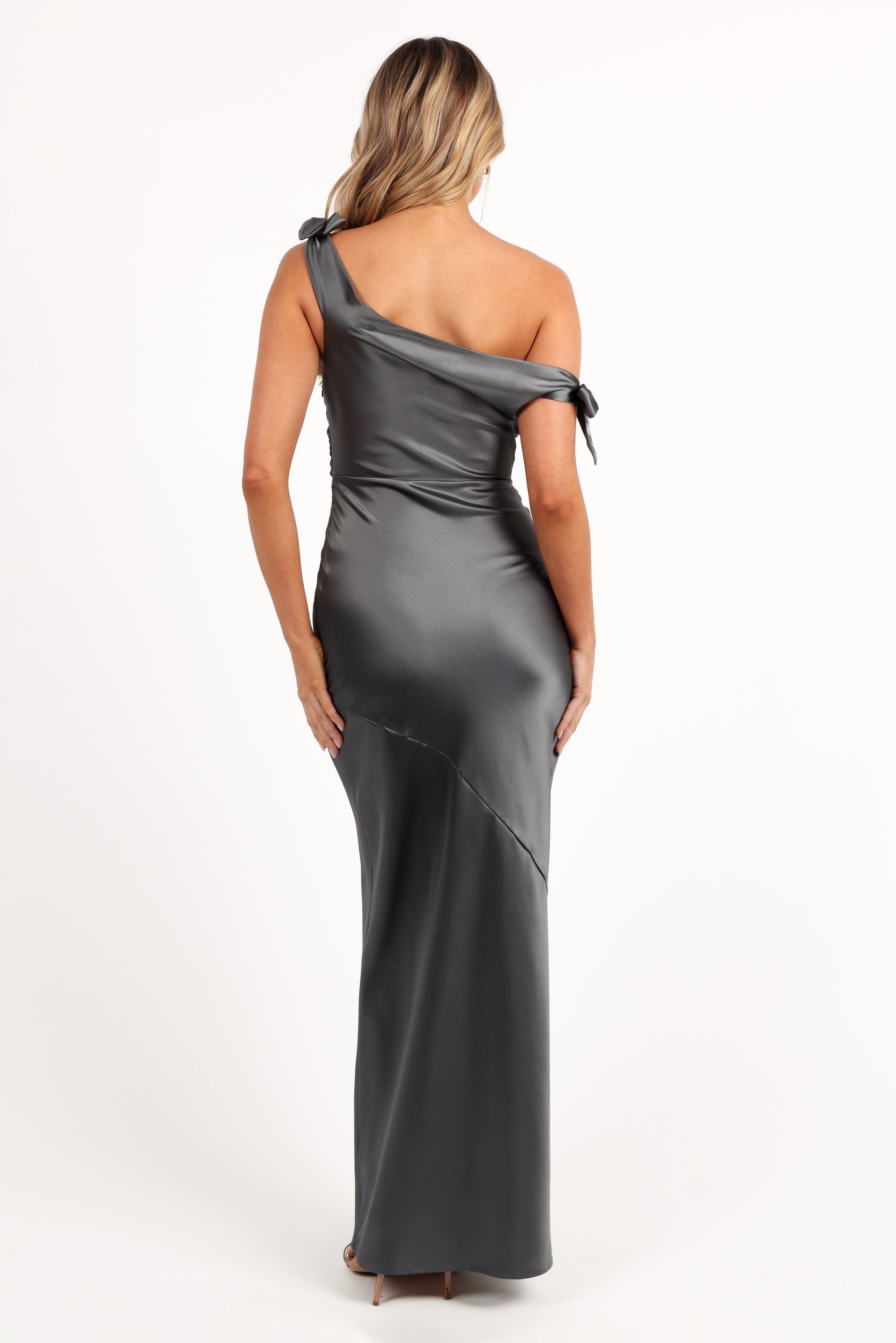 SelmaOffShoulderMaxiDress-SteelGray4-13