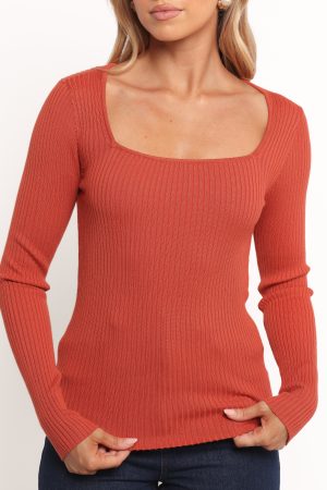 Shani Ribbed Knit Top – Brick Red