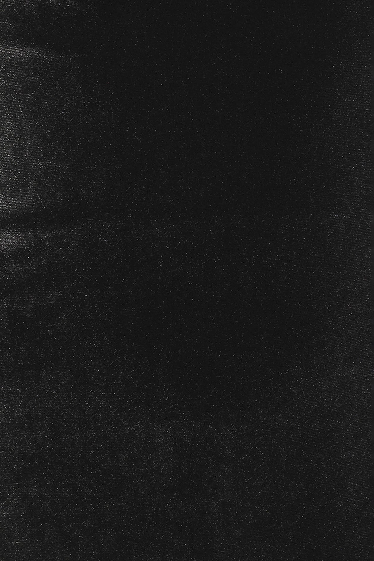 TaylorVelvetMiniDress-Black9_98f2cf63-f386-47be-adee-4f7273686d0f-3