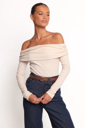 Thomsie Off Shoulder Knit Top – Ivory