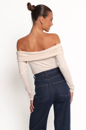 Thomsie Off Shoulder Knit Top – Ivory