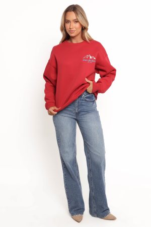 Torie Apres Ski Camp Sweatshirt – Cherry